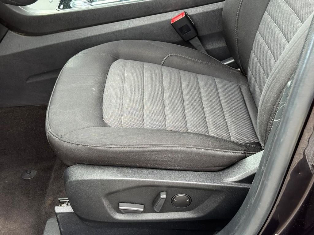 2020 Ford Edge SE