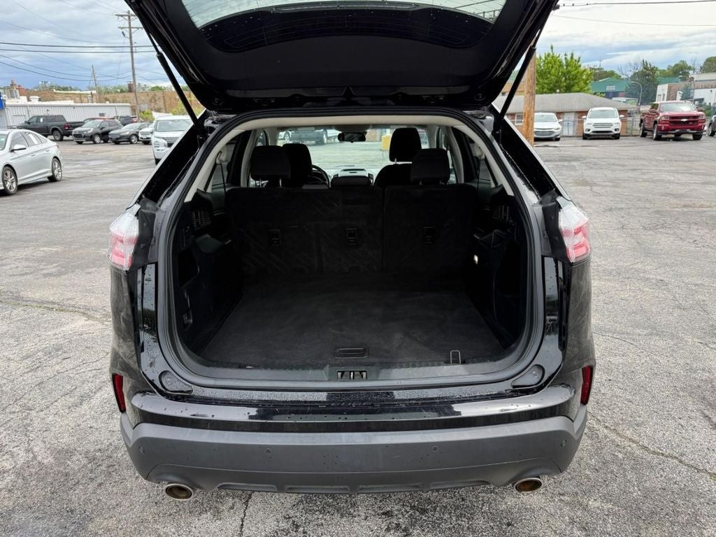2020 Ford Edge SE