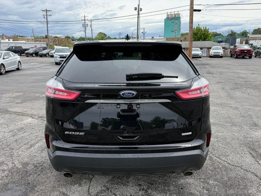 2020 Ford Edge SE