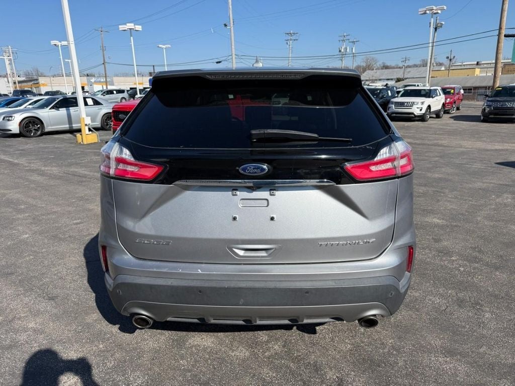 2020 Ford Edge Titanium