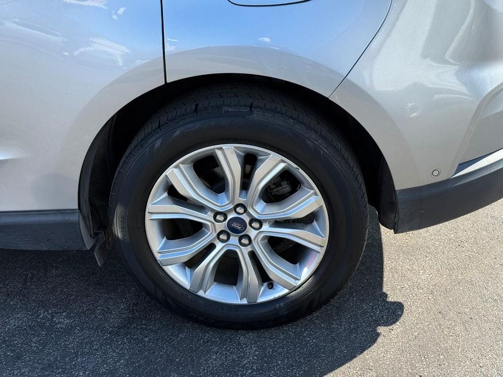 2020 Ford Edge Titanium