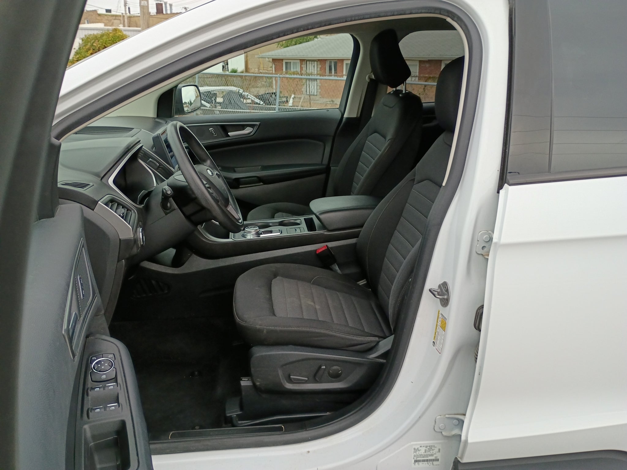 2021 Ford Edge SE