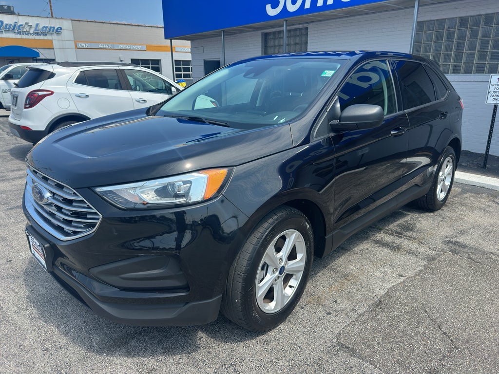 2022 Ford Edge SE