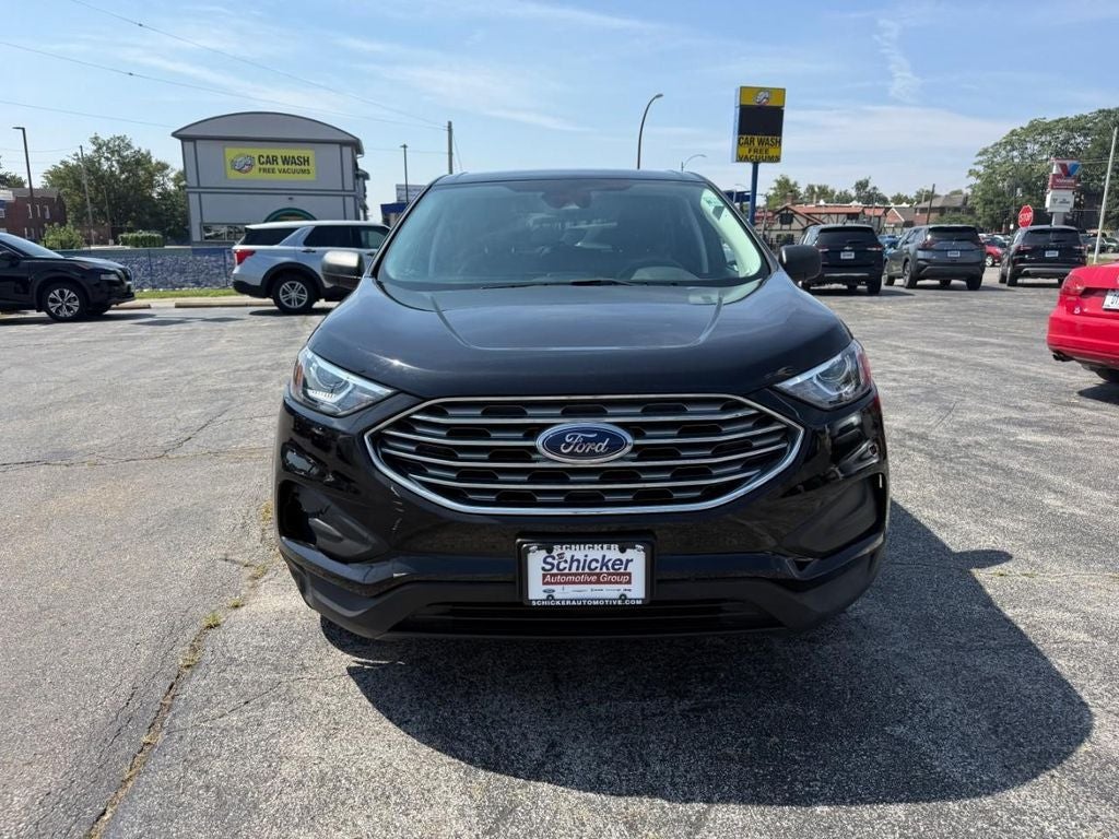 2022 Ford Edge SE