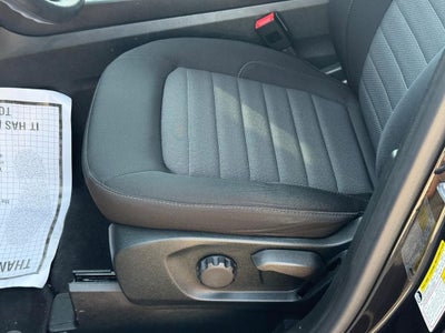 2022 Ford Edge SE