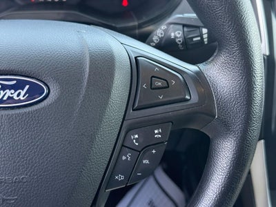 2022 Ford Edge SE