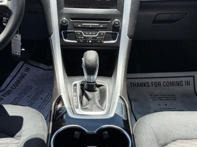 2016 Ford Fusion SE