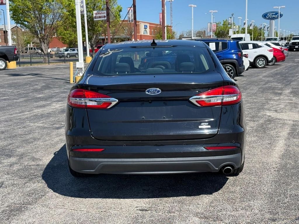 2020 Ford Fusion SE