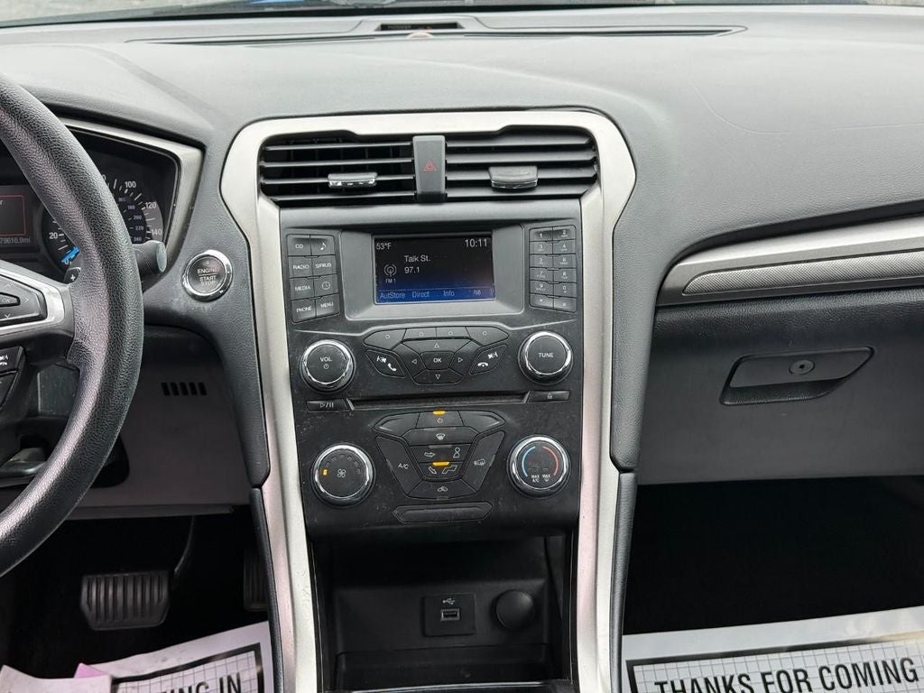 2017 Ford Fusion SE