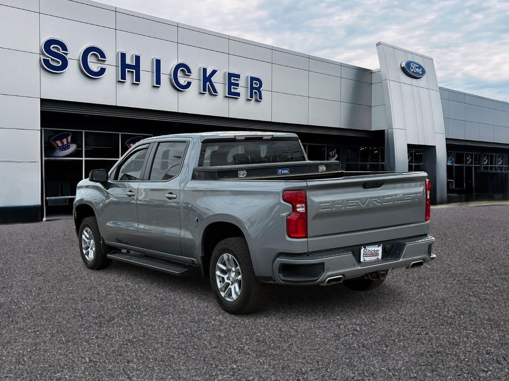 2023 Chevrolet Silverado RST