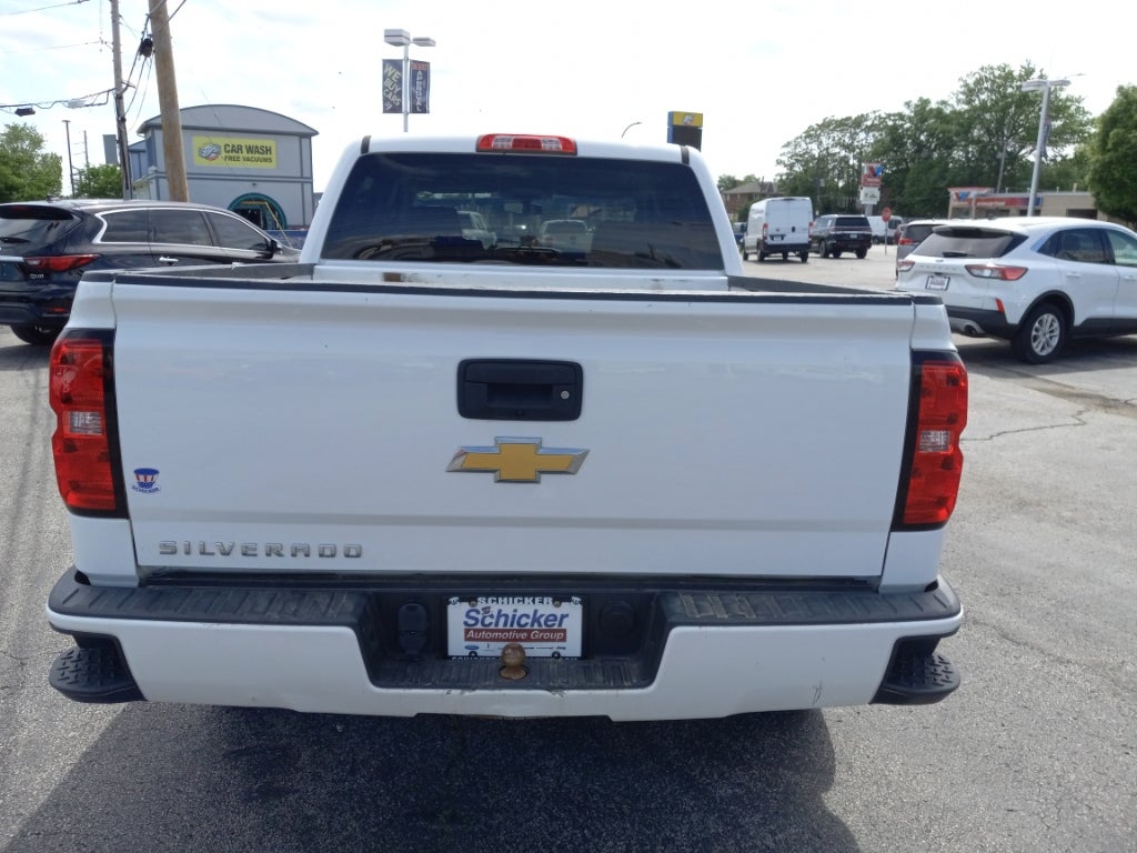 2018 Chevrolet Silverado Custom