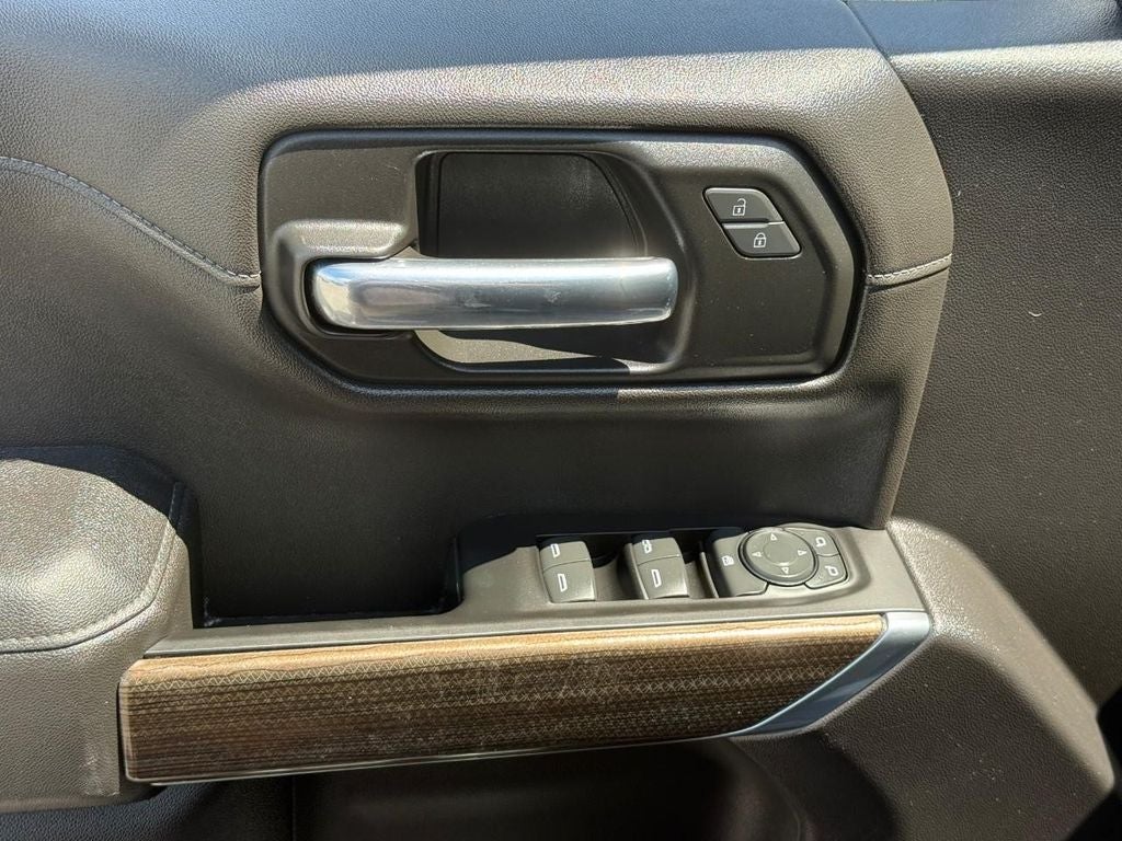 2022 Chevrolet Silverado RST