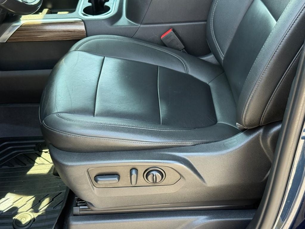 2022 Chevrolet Silverado RST