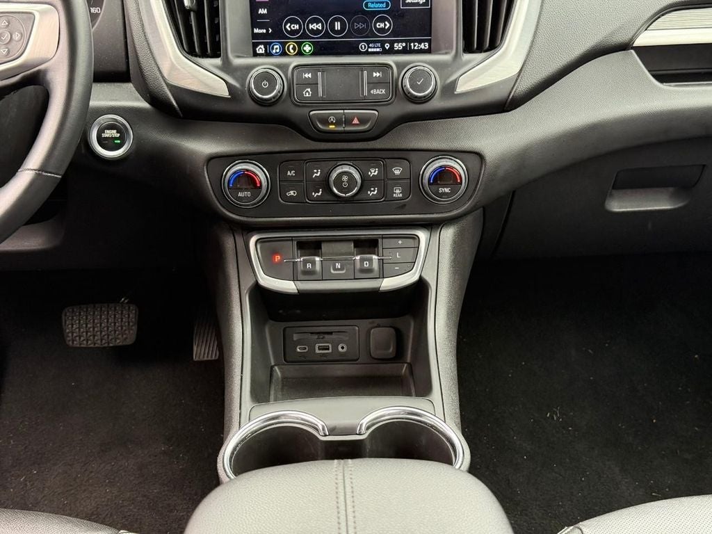 2024 GMC Terrain SLT