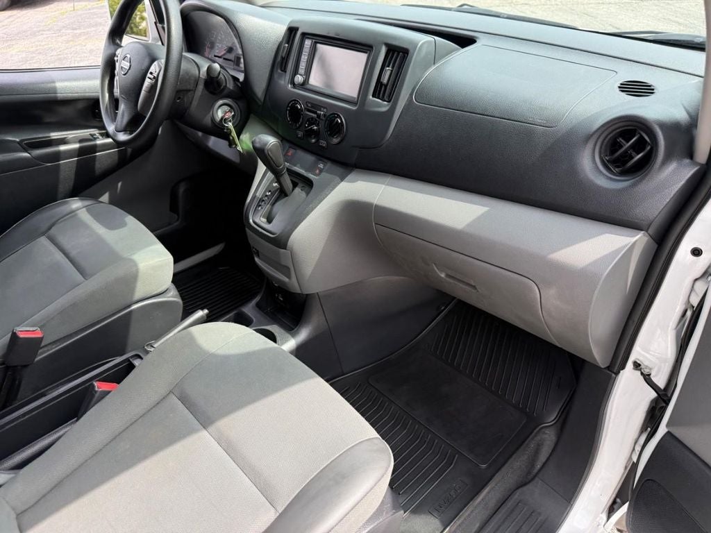 2021 Nissan NV200 SV