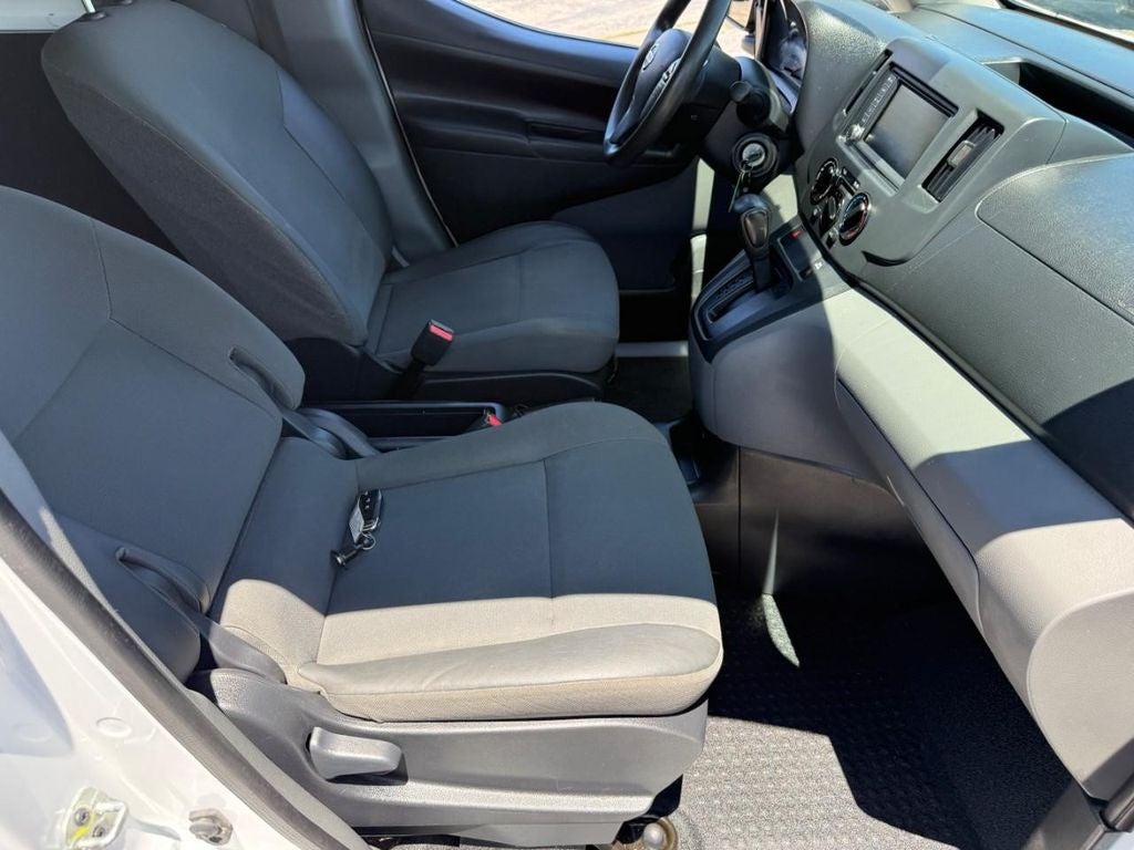 2021 Nissan NV200 S