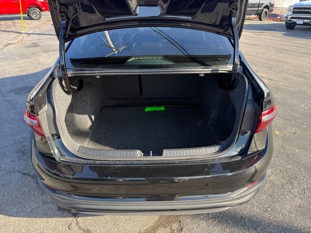 2025 Volkswagen Jetta SE