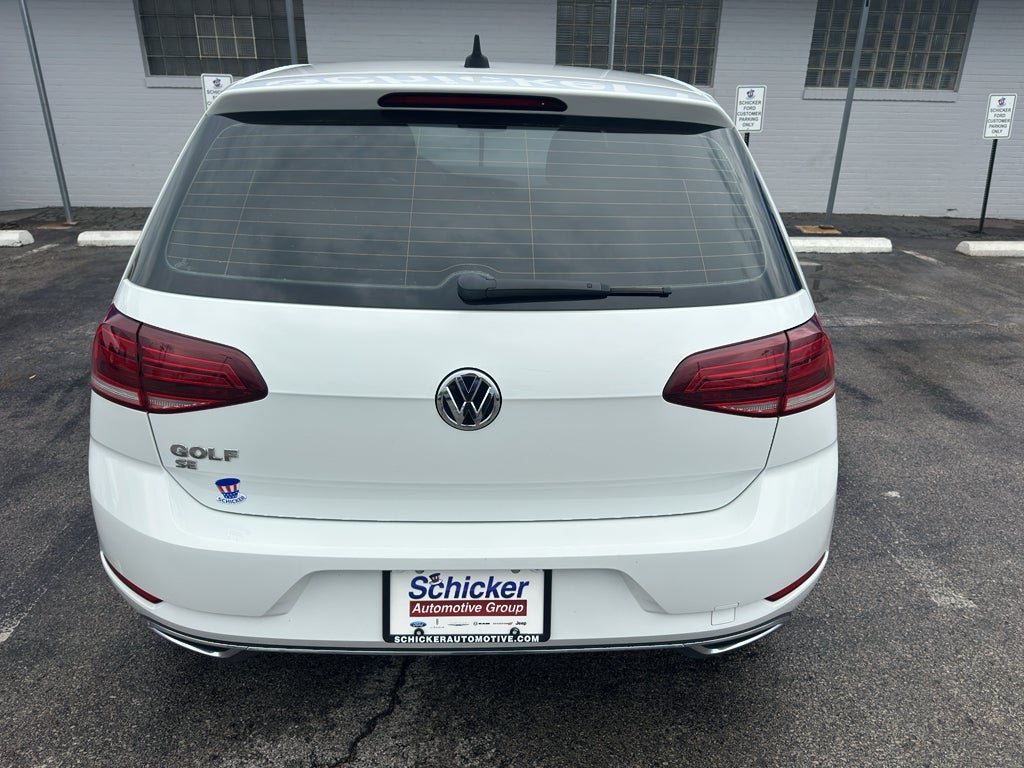 2019 Volkswagen Golf SE