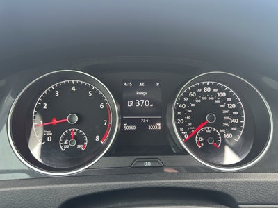 2019 Volkswagen Golf SE