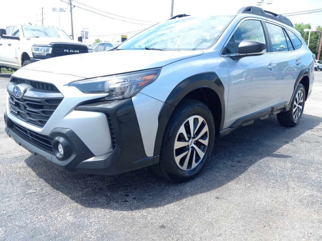 2023 Subaru Outback -'s photo