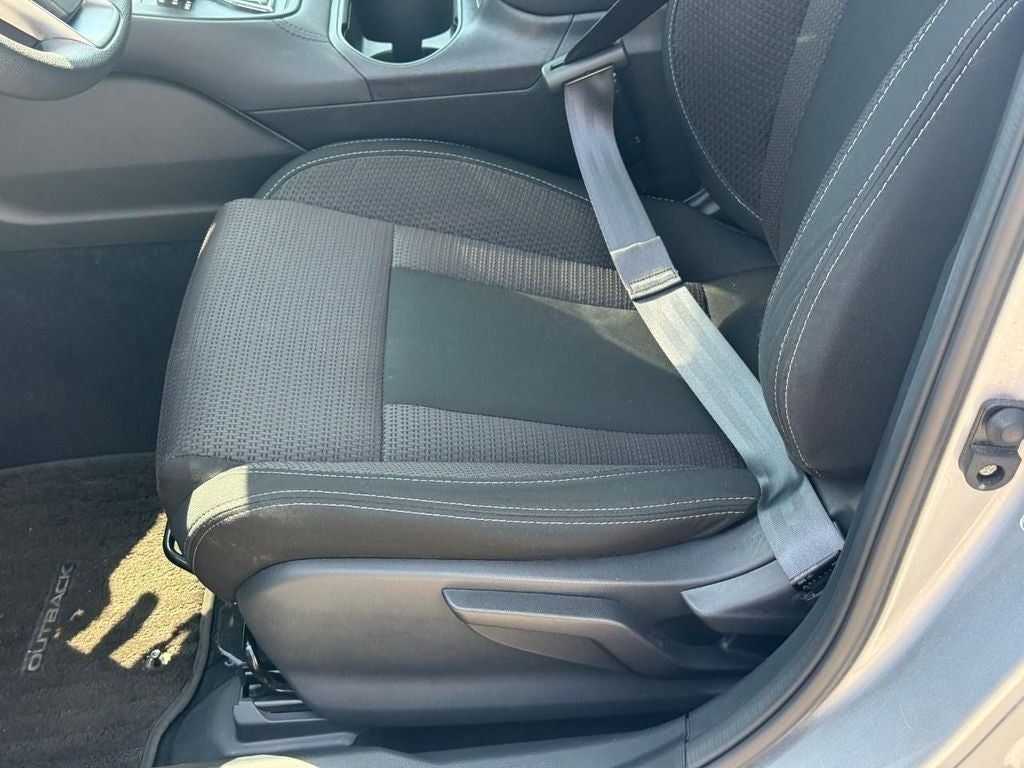 2023 Subaru Outback Base