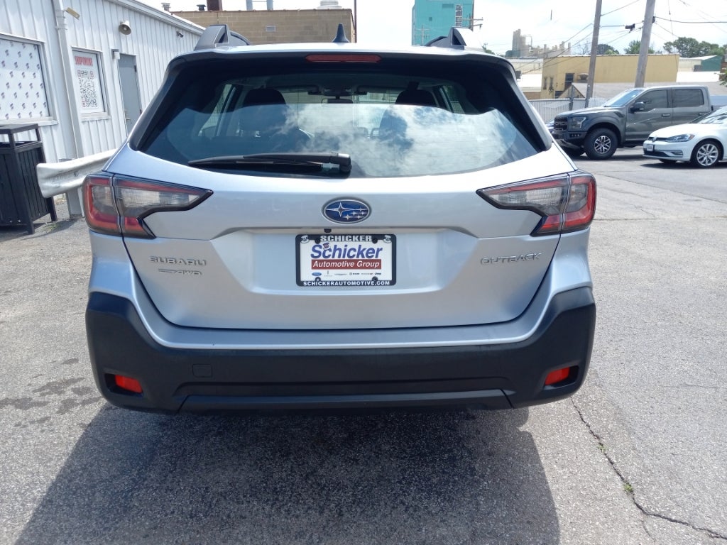 2023 Subaru Outback Base