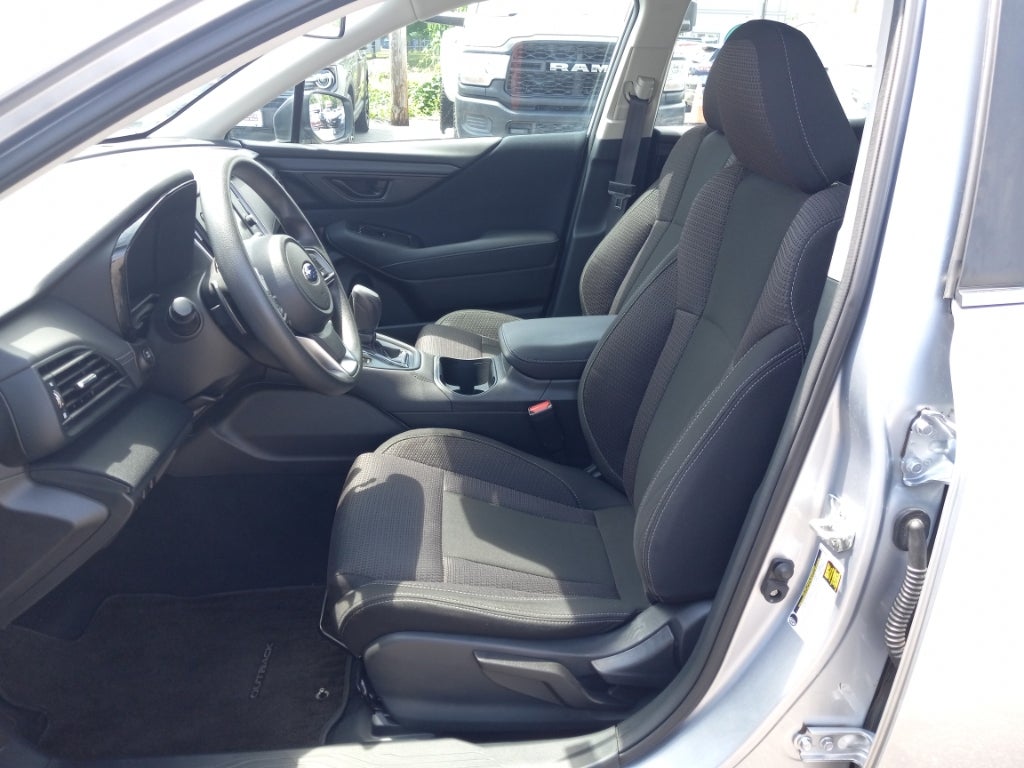2023 Subaru Outback Base