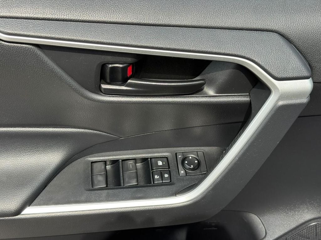 2023 Toyota RAV4 Hybrid Hybrid LE