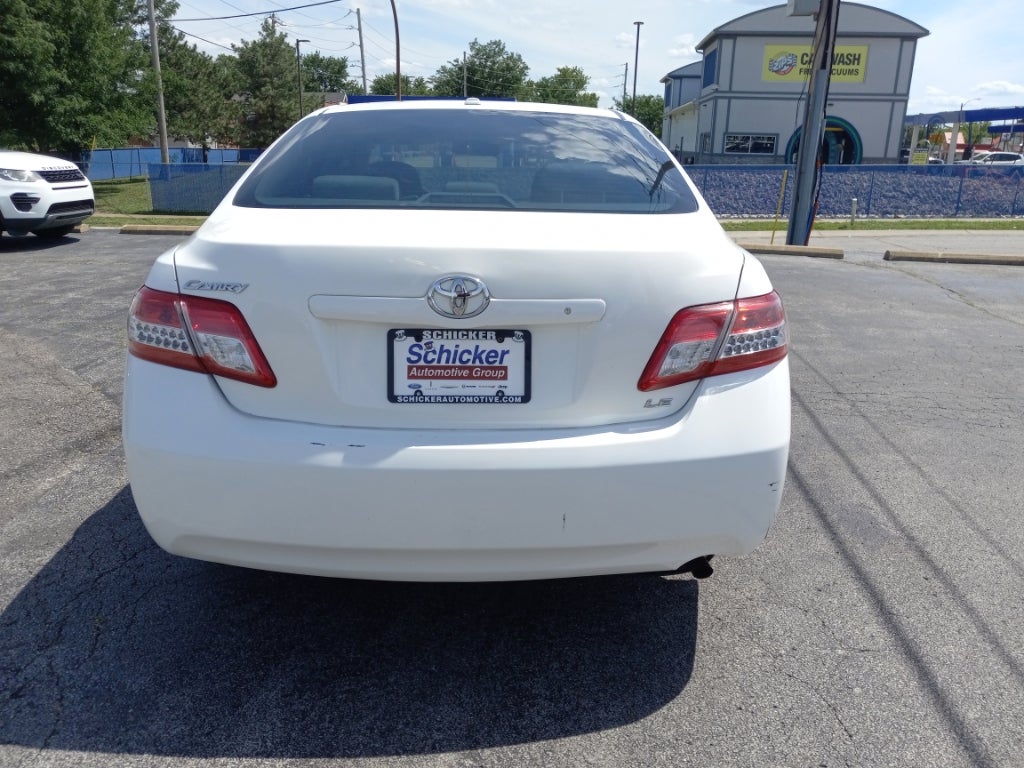 2010 Toyota Camry LE