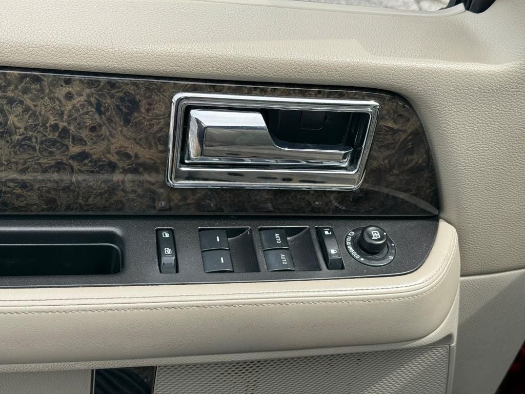 2016 Lincoln Navigator Select