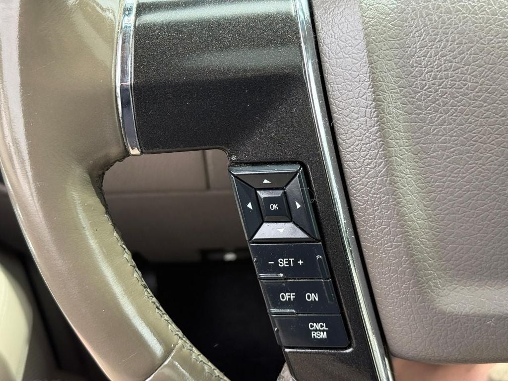 2016 Lincoln Navigator Select
