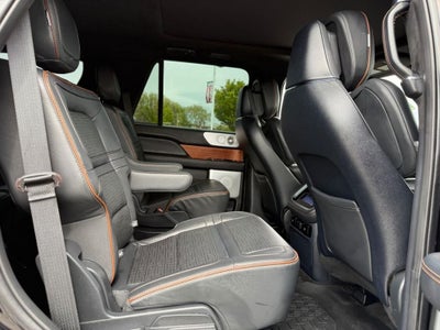 2023 Lincoln Navigator Black Label