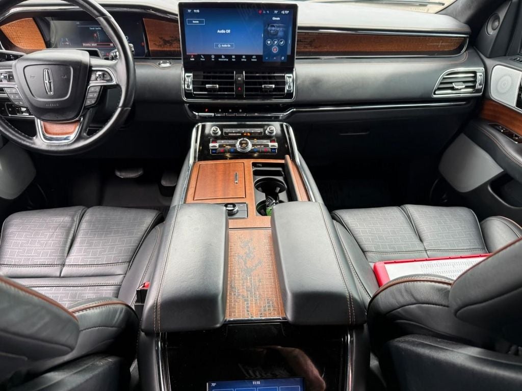 2023 Lincoln Navigator Black Label