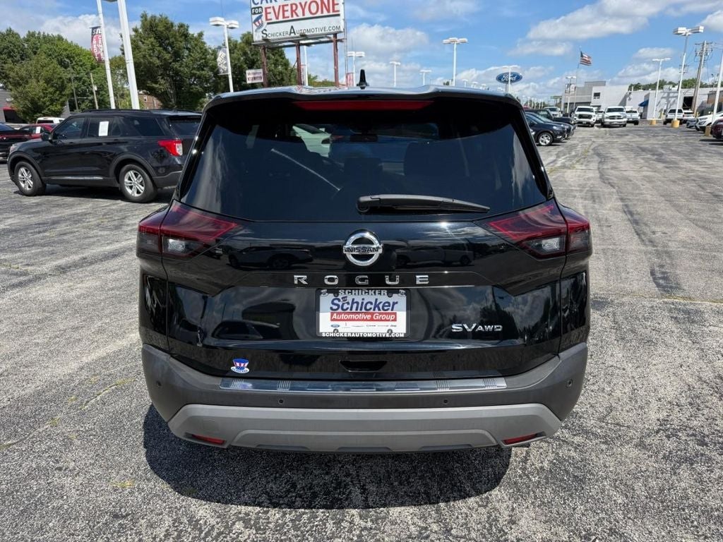 2021 Nissan Rogue SV