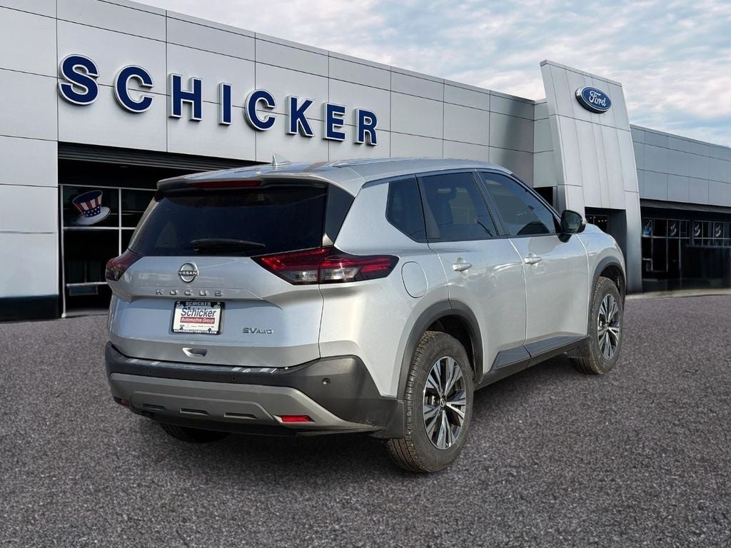 2022 Nissan Rogue SV