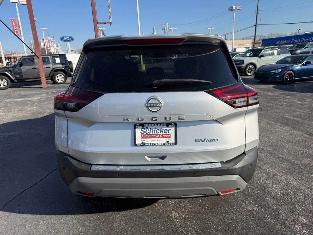 2022 Nissan Rogue SV
