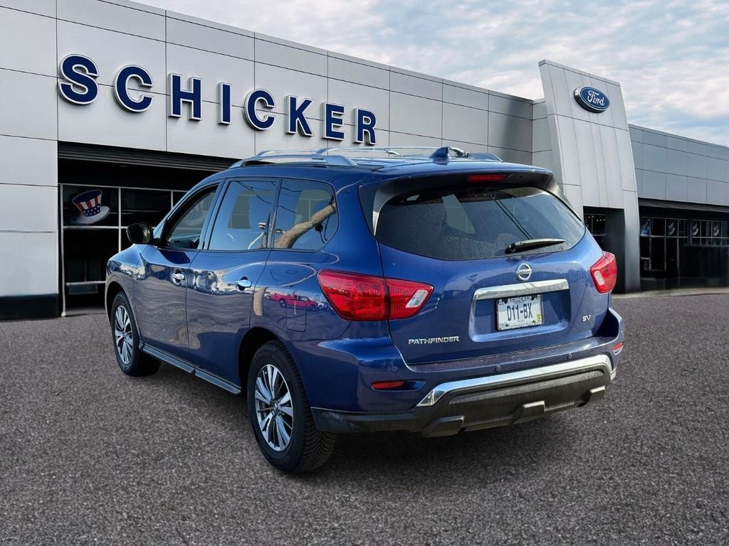 2020 Nissan Pathfinder SV