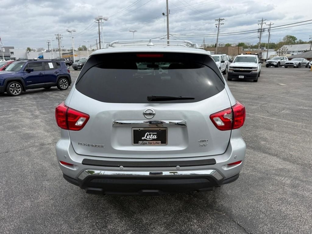 2019 Nissan Pathfinder SV