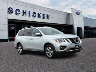 2019 Nissan Pathfinder SV