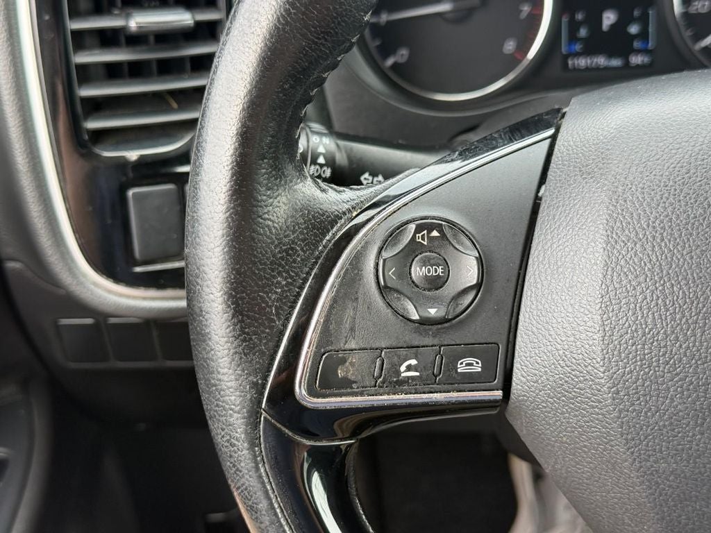 2018 Mitsubishi Outlander SE