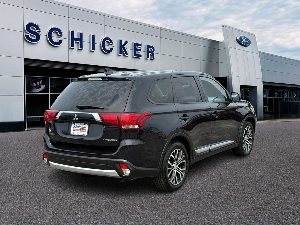 2018 Mitsubishi Outlander SE