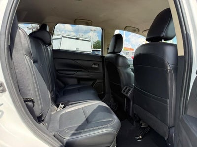2020 Mitsubishi Outlander ES