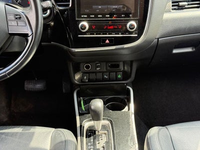 2020 Mitsubishi Outlander ES