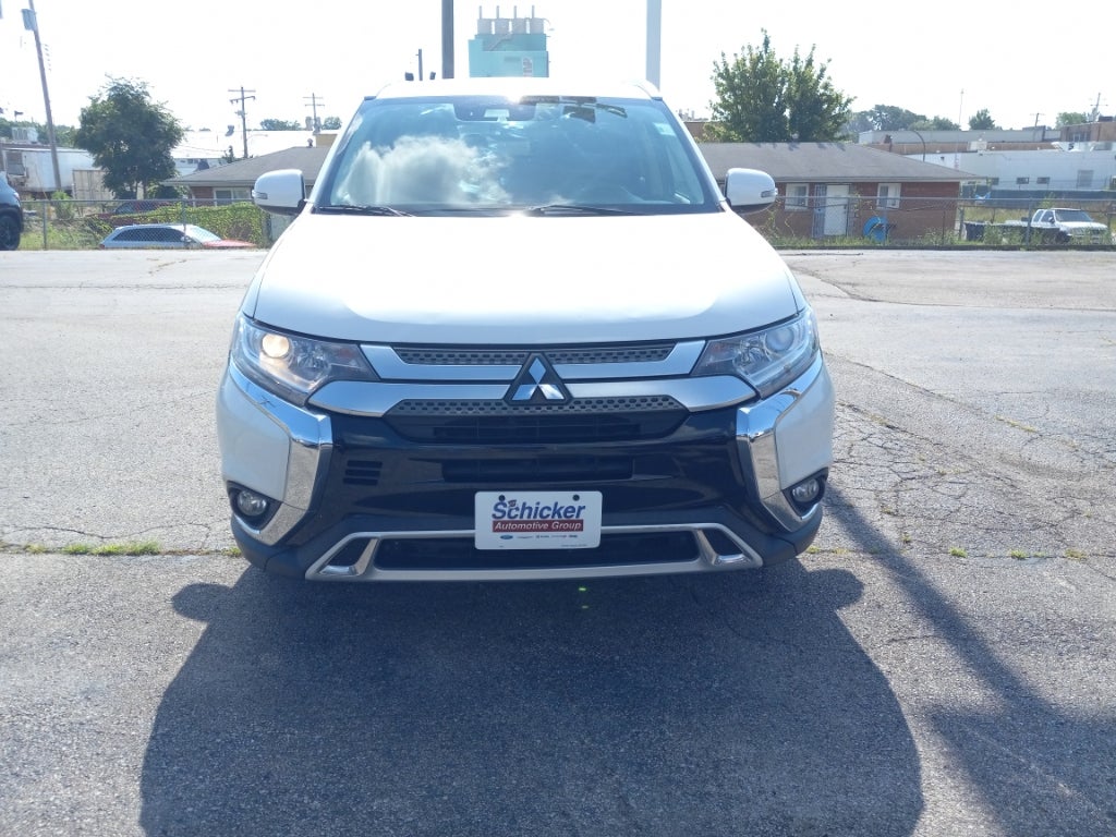 2020 Mitsubishi Outlander ES