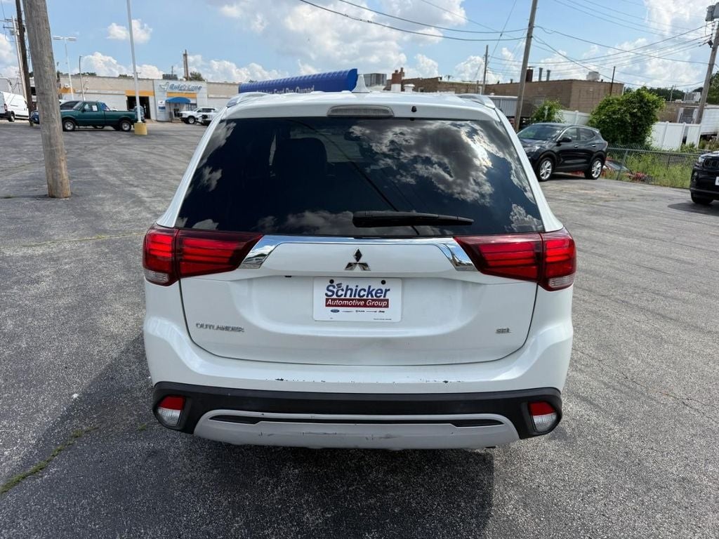 2020 Mitsubishi Outlander ES