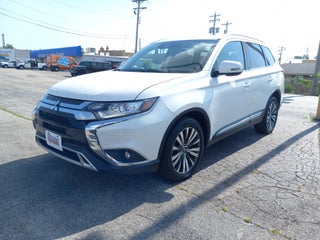 2020 Mitsubishi Outlander ES