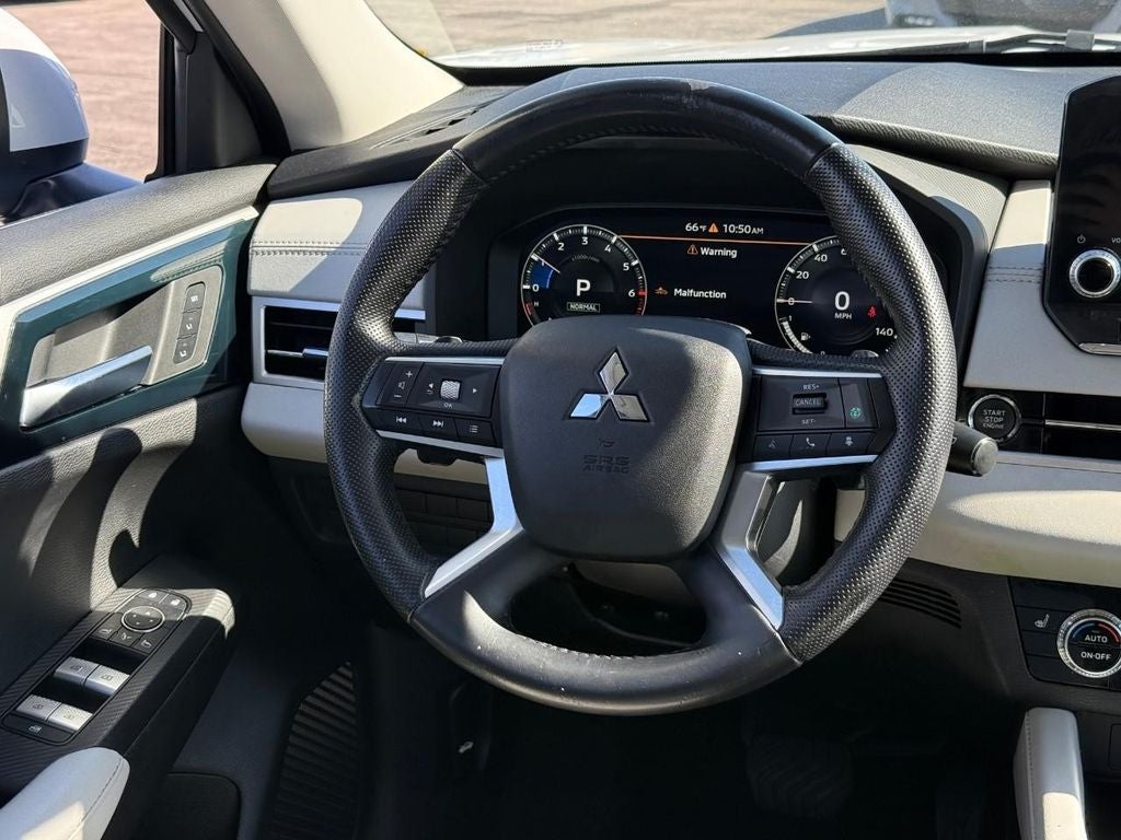 2022 Mitsubishi Outlander SEL