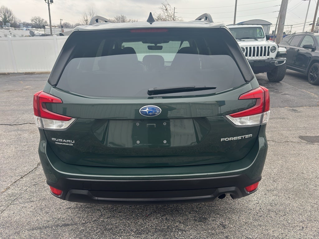 2024 Subaru Forester Premium