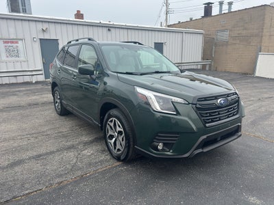 2024 Subaru Forester Premium