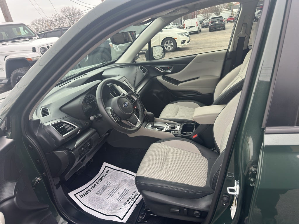 2024 Subaru Forester Premium